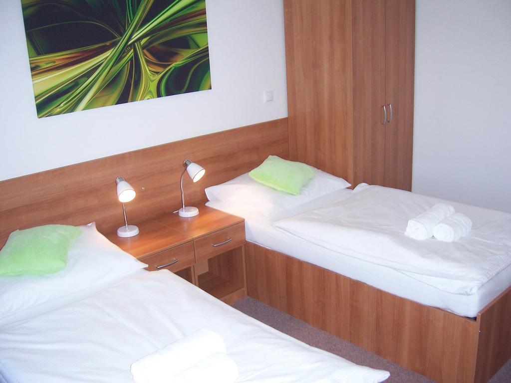 Penzion Jecminek Cervena Voda Room photo