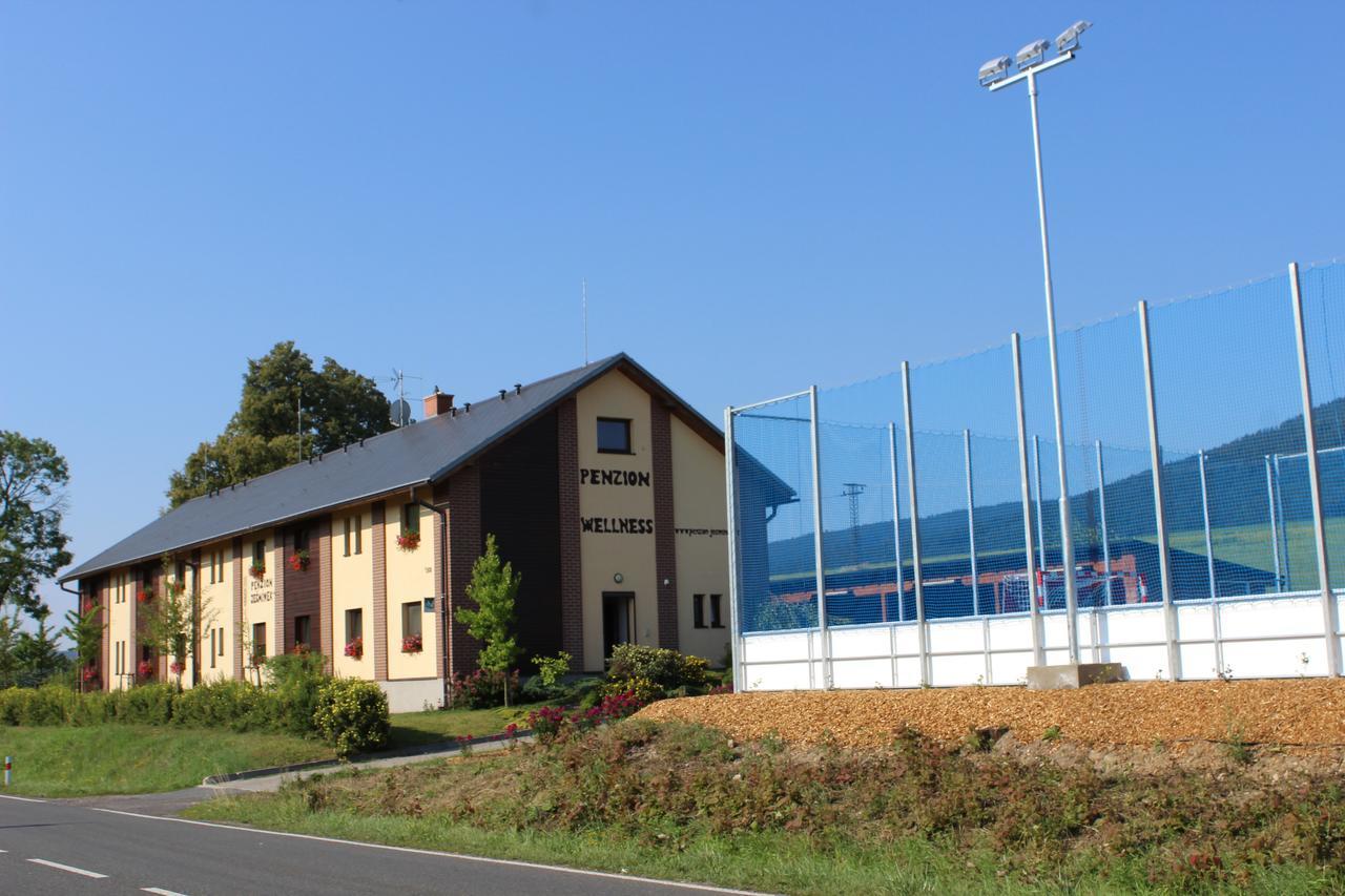 Penzion Jecminek Cervena Voda Exterior photo